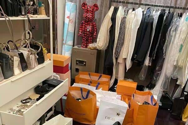 靖远县回收一线品牌衣服